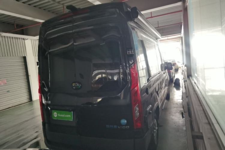 Used SAIC MAXUS V100 RV 2022 2.0T Traveler V100 Mountain Retreat Edition with Longitudinal Bed Rear Right 45 Deg