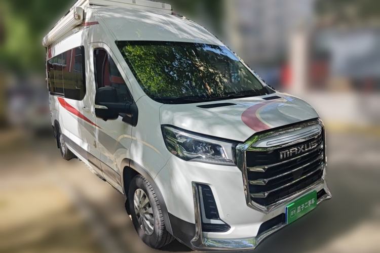 Used SAIC MAXUS V100 RV 2022 2.0T Traveler V100 Mountain Retreat Edition with Horizontal Bed Front Right 45 Deg