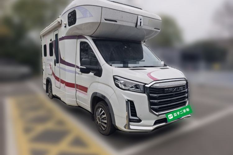 Used SAIC MAXUS V100 RV 2022 2.0T Life Home V100 Mountain Retreat Long Bed Front Right 45 Deg