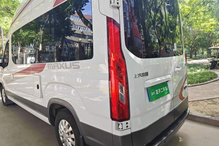Used SAIC MAXUS V100 RV 2022 2.0T Traveler V100 Mountain Retreat Edition with Horizontal Bed Rear Left 45 Deg