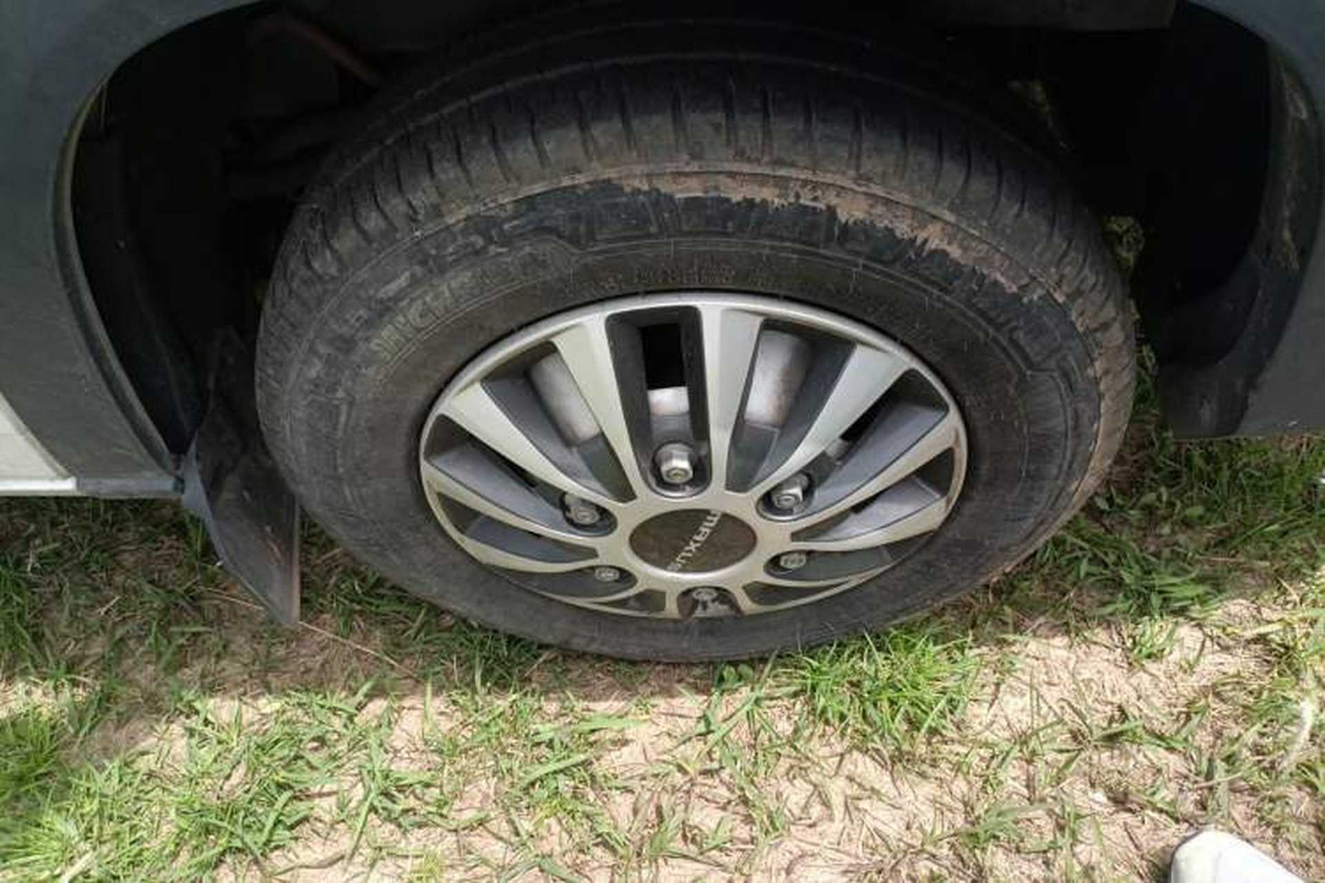 Used SAIC MAXUS V100 RV 2023 2.0T Life Home V100 Dual-Expansion Mountain Retreat Edition Right Front Wheel Hub