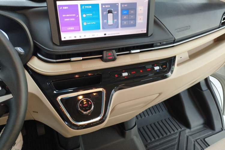 Used SAIC MAXUS V100 RV  Audio And AC Panel