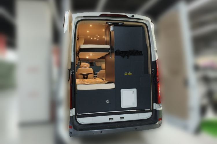 Used SAIC MAXUS V100 RV  Trunk