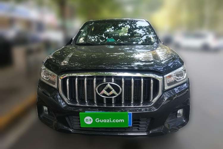 Used SAIC MAXUS T60 2017 2.0T Gasoline Automatic 4x4 High-Profile Luxury Standard Cab Front