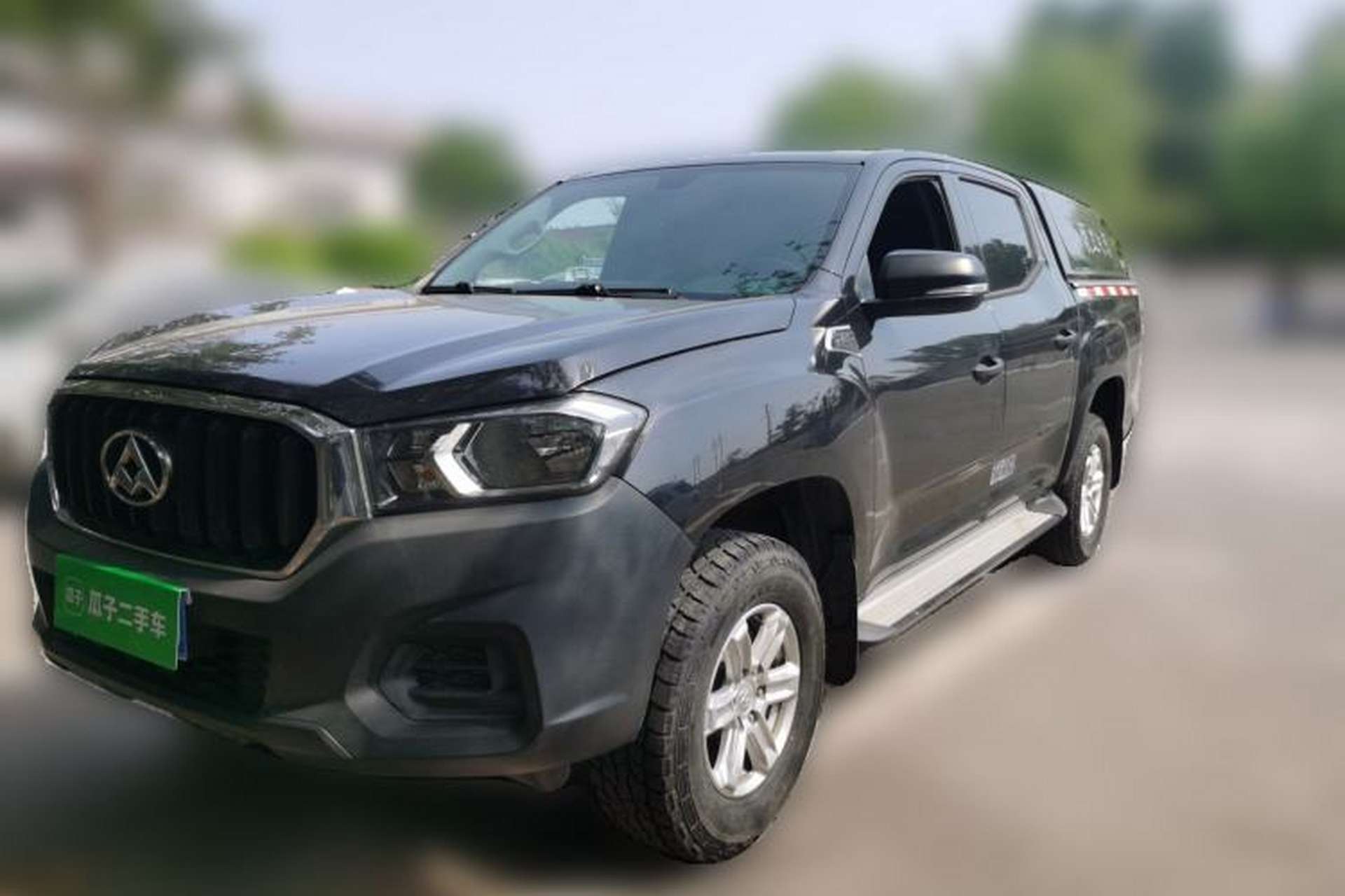 Used SAIC MAXUS T60 2017 2.8T Diesel Manual Two-Wheel Drive High-Ride Comfort Class Standard Cabin China V Emission Standard Front Left 45 Deg