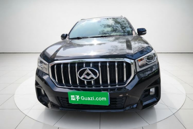 Used SAIC MAXUS T60 2017 2.0T Gasoline Automatic Two-Wheel Drive High-Ride Luxury Standard Cab Front