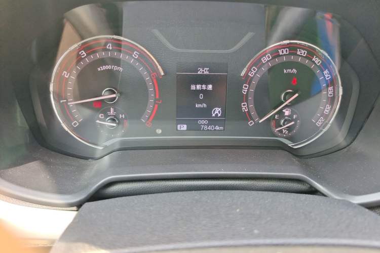 Used SAIC MAXUS T60 2017 2.0T Gasoline Automatic 4x4 High-Ride Elite Standard Cabin Odometer Close Up