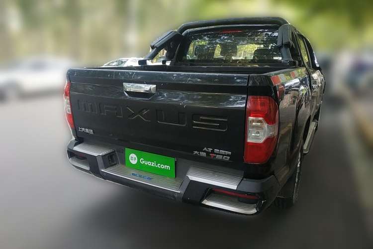 Used SAIC MAXUS T60 2017 2.0T Gasoline Automatic 4x4 High-Profile Luxury Standard Cab Rear Right 45 Deg