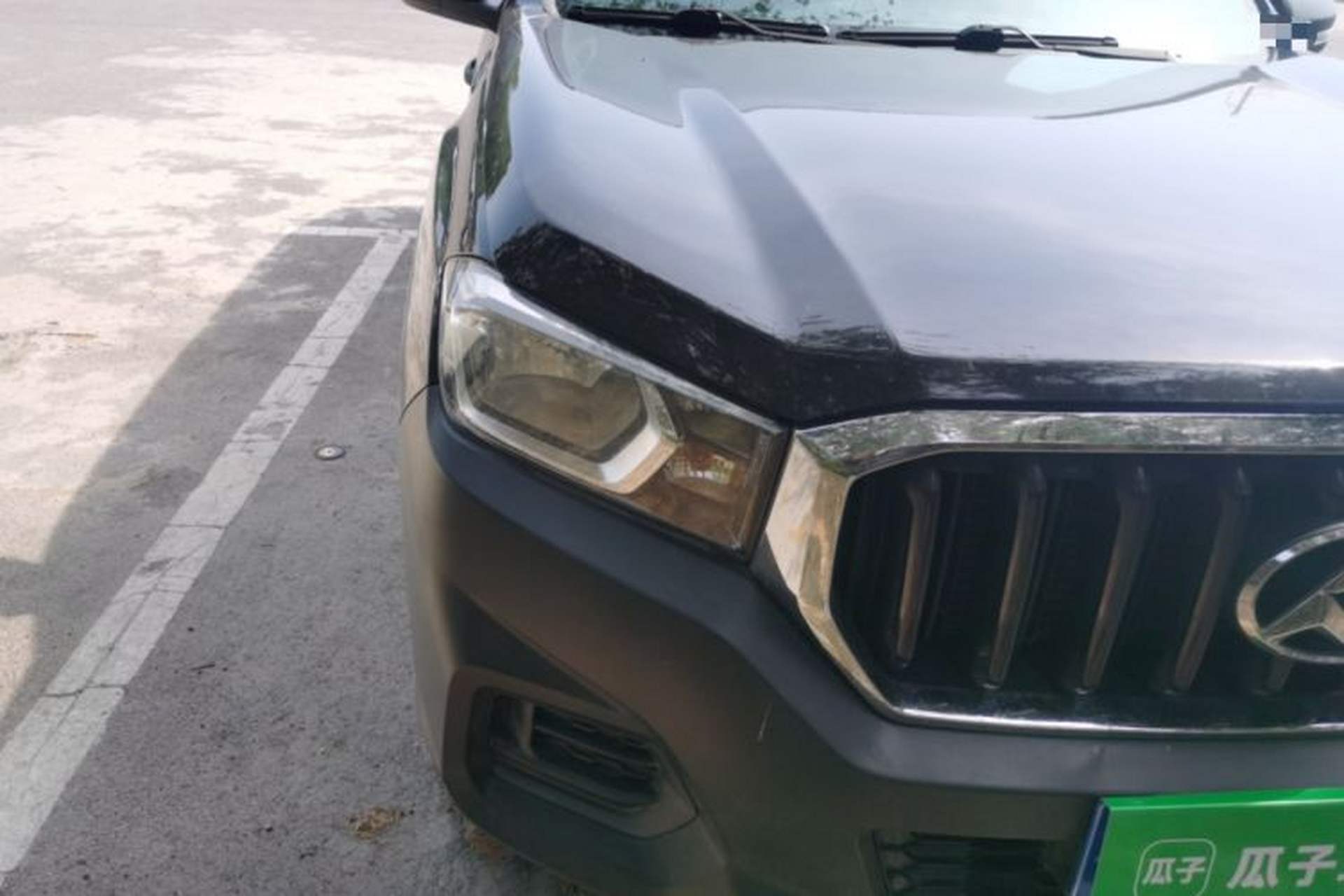 Used SAIC MAXUS T60 2017 2.8T Diesel Manual Two-Wheel Drive High-Ride Comfort Class Standard Cabin China V Emission Standard Right Front Headlight