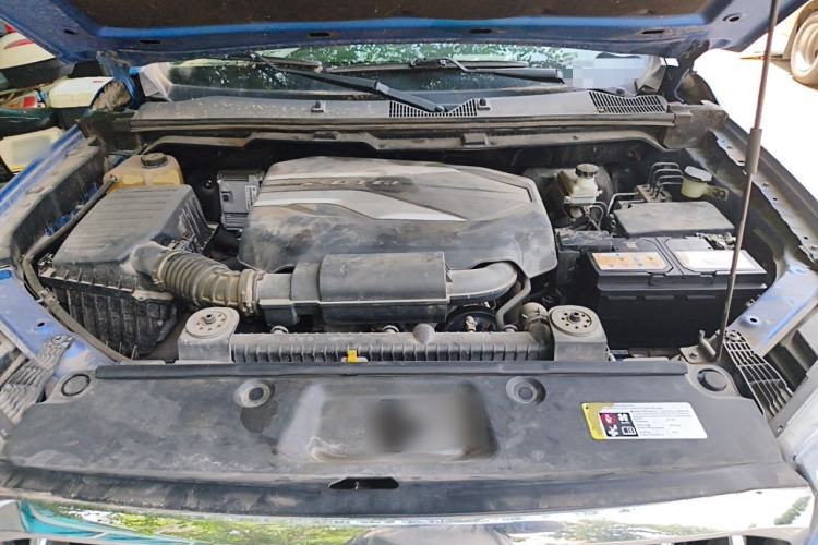 Used SAIC MAXUS T60 2017 2.0T Gasoline Automatic 4x4 High-Ride Elite Standard Cabin Engine Bay