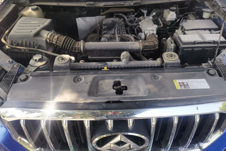 Used SAIC MAXUS T60 2017 2.4L Gasoline Manual 4x4 High-Profile Elite Standard Cabin Engine Bay