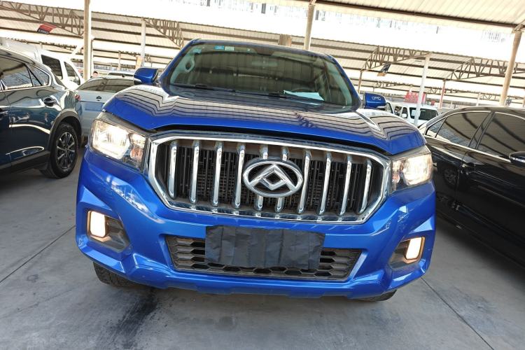 Used SAIC MAXUS T60 2017 2.0T Gasoline Automatic Two-Wheel Drive High-Ride Elite Standard Cabin Front