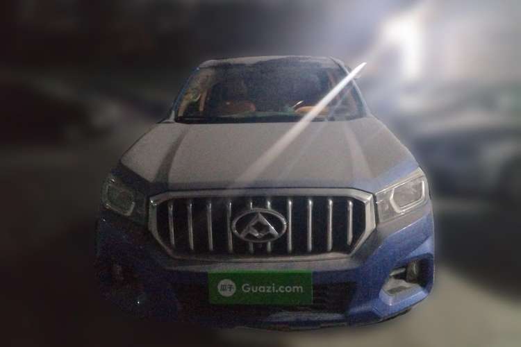 Used SAIC MAXUS T60 2017 2.0T Gasoline Automatic Two-Wheel Drive High-Ride Comfort-Grade Standard Cabin Front