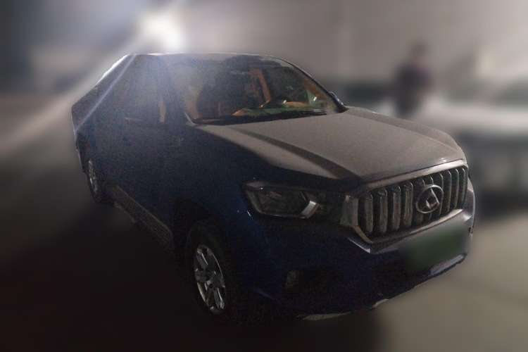 Used SAIC MAXUS T60 2017 2.0T Gasoline Automatic Two-Wheel Drive High-Ride Comfort-Grade Standard Cabin Front Right 45 Deg