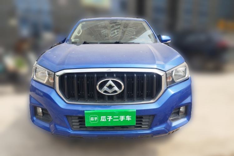 Used SAIC MAXUS T60 2017 2.4L Gasoline Manual Transmission Two-Wheel Drive High Ground Clearance Comfortable Version with Extended Cabin Front