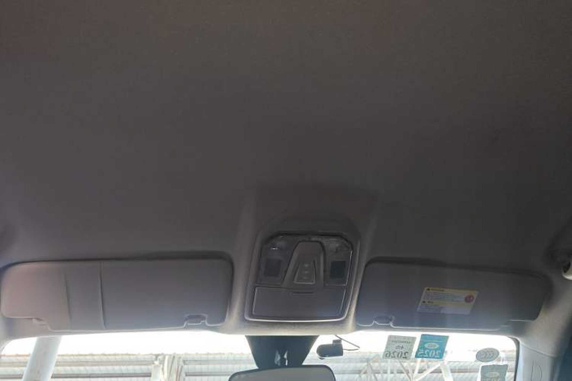 Used SAIC MAXUS T60 2017 2.0T Gasoline Automatic Two-Wheel Drive High-Ride Elite Standard Cabin Headliner