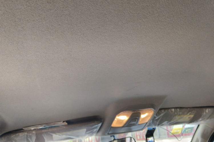 Used SAIC MAXUS T60 2017 2.4L Gasoline Manual 4x4 High-Ride Comfort Edition Standard Cabin Headliner