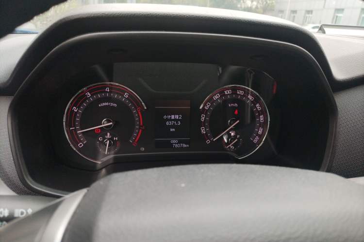 Used SAIC MAXUS T60 2017 2.4L Gasoline Manual Two-Wheel Drive High-Ride Elite Standard Van Instrument Cluster