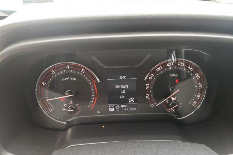 Used SAIC MAXUS T60 2017 2.0T Gasoline Automatic 4x4 High-Ride Elite Standard Cabin Instrument Cluster