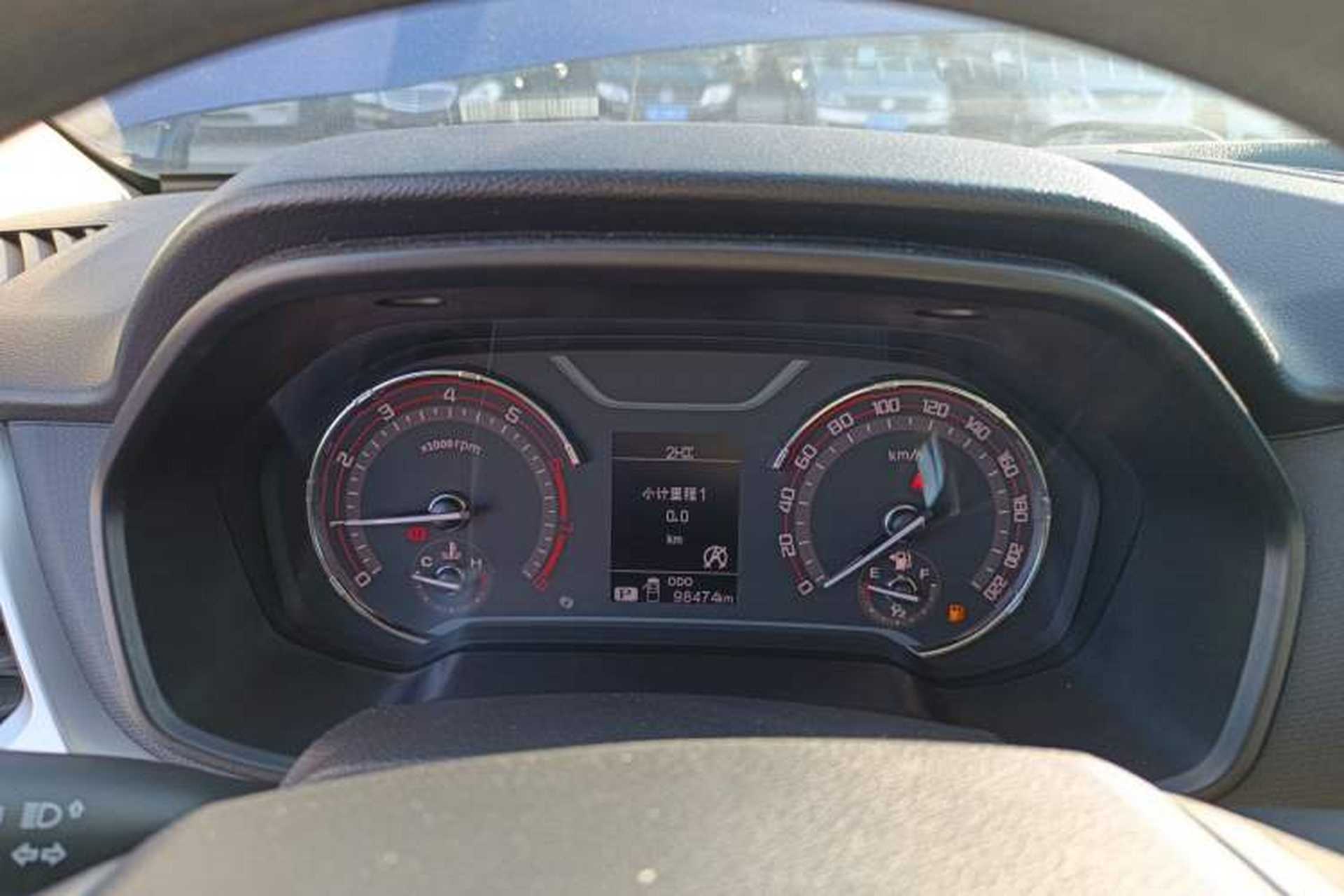 Used SAIC MAXUS T60 2017 2.0T Gasoline Automatic 4x4 High-Ride Elite Standard Cabin Instrument Cluster