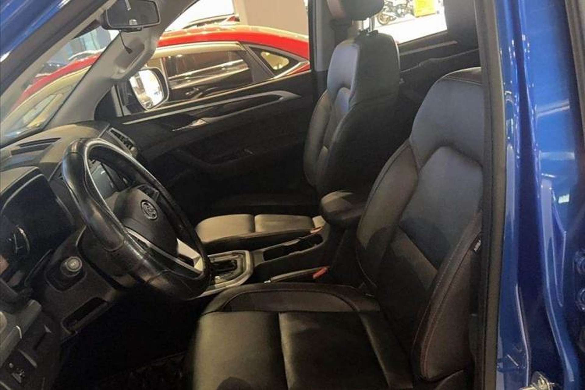 Used SAIC MAXUS T60 2017 2.0T Gasoline Automatic 4x4 High-Ride Flagship Long-Wheelbase Version Interior 5