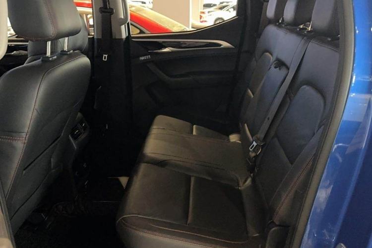 Used SAIC MAXUS T60 2017 2.0T Gasoline Automatic 4x4 High-Ride Flagship Long-Wheelbase Version Interior 7