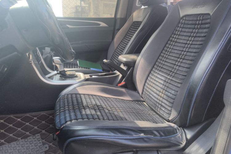 Used SAIC MAXUS T60 2017 2.0T Gasoline Automatic 4x4 High-Ride Elite Standard Cabin Left Front Seat
