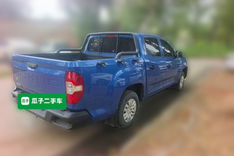 Used SAIC MAXUS T60 2017 2.4L Gasoline Manual Transmission Two-Wheel Drive Low-Profile Comfort Edition Standard Cabin Rear Right 45 Deg