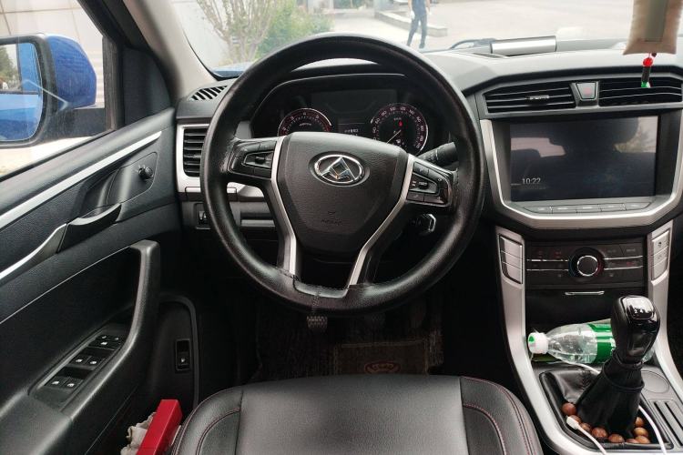 Used SAIC MAXUS T60 2017 2.4L Gasoline Manual Two-Wheel Drive High-Ride Elite Standard Van Steering Wheel
