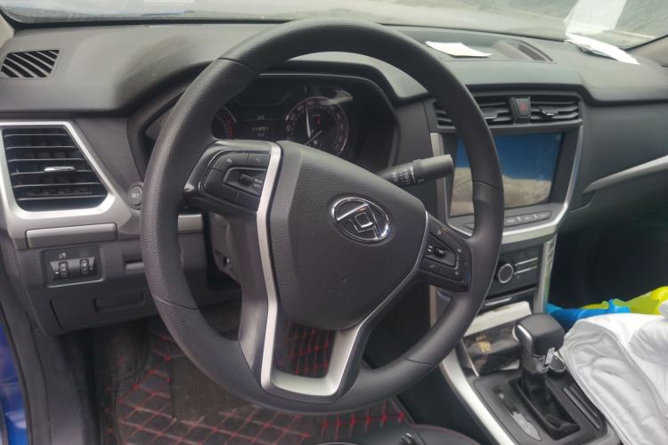 Used SAIC MAXUS T60 2017 2.0T Gasoline Automatic 4x4 High-Ride Elite Standard Cabin Steering Wheel