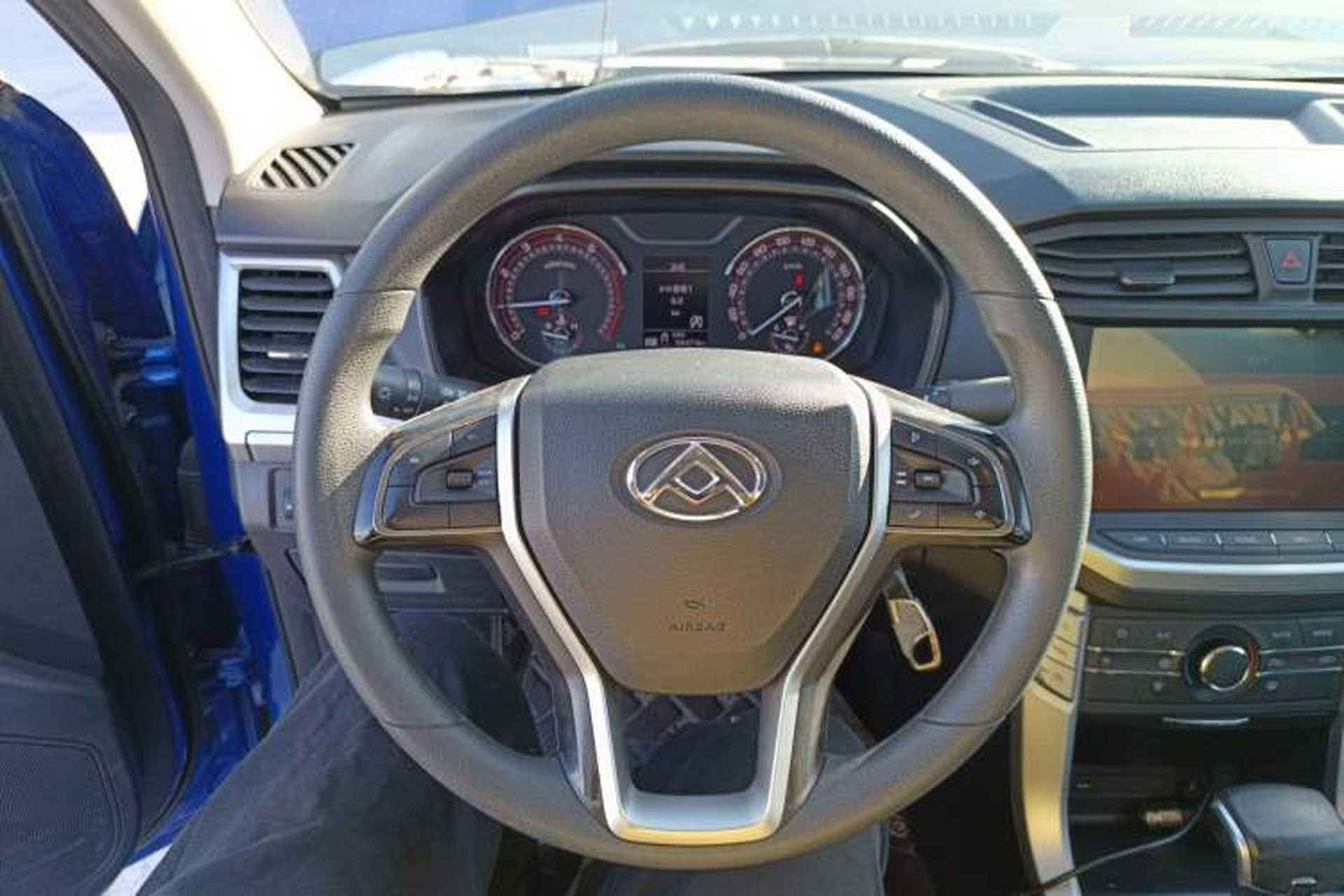 Used SAIC MAXUS T60 2017 2.0T Gasoline Automatic 4x4 High-Ride Elite Standard Cabin Steering Wheel
