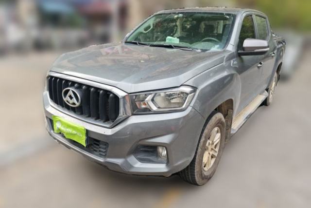 Used SAIC MAXUS T60 2017 2.8T Diesel Automatic Two-Wheel Drive High Ground Clearance Comfort Edition Standard Cabin China V Emission Standard