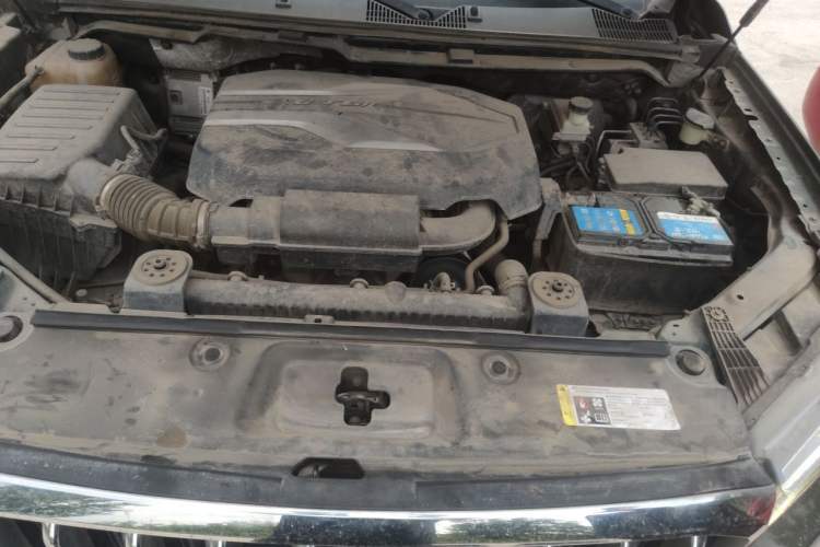 Used SAIC MAXUS T60 2017 2.0T Gasoline Automatic 4x4 High-Ride Flagship Long-Wheelbase Version Engine Bay