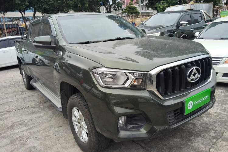 Used SAIC MAXUS T60 2017 2.4L Gasoline Manual Transmission Two-Wheel Drive High Ground Clearance Comfortable Version with Extended Cabin Exterior 2