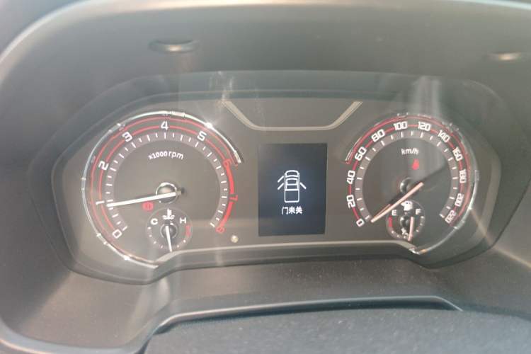 Used SAIC MAXUS T60 2017 2.0T Gasoline Automatic 4x4 High-Ride Elite Long-Wheelbase Version Instrument Cluster