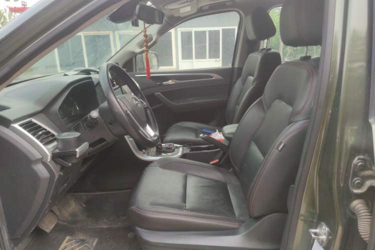 Used SAIC MAXUS T60 2017 2.0T Gasoline Automatic 4x4 High-Ride Flagship Long-Wheelbase Version Left Front Seat