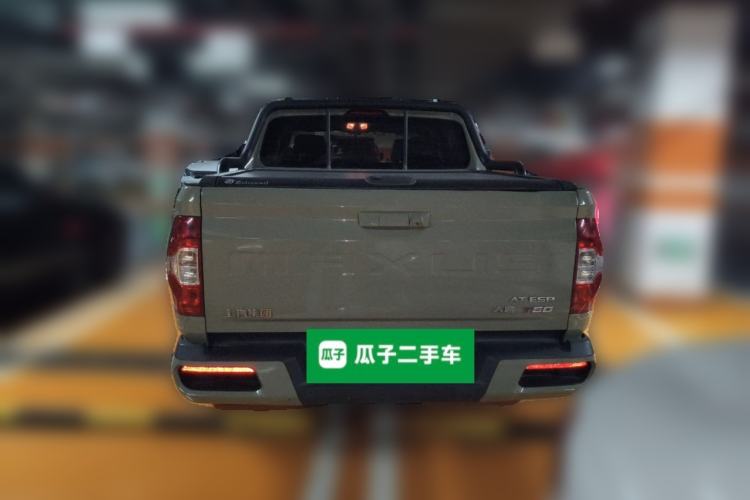 Used SAIC MAXUS T60 2017 2.0T Gasoline Automatic 4x4 High-Ride Elite Standard Cabin Rear