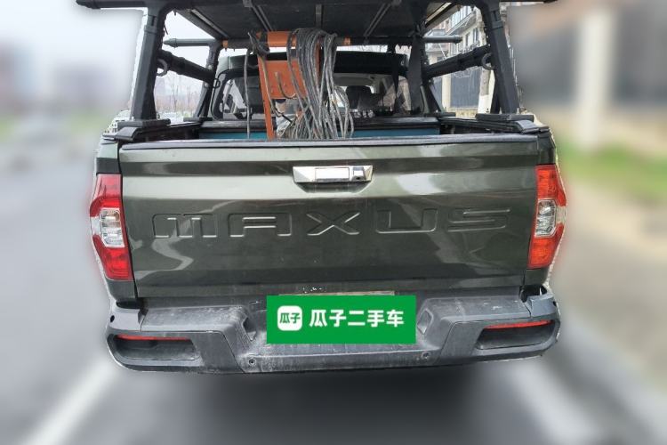 Used SAIC MAXUS T60 2017 2.8T Diesel Manual Two-Wheel Drive High-Ride Comfort Version Standard Cabin China V Emission Standard Rear