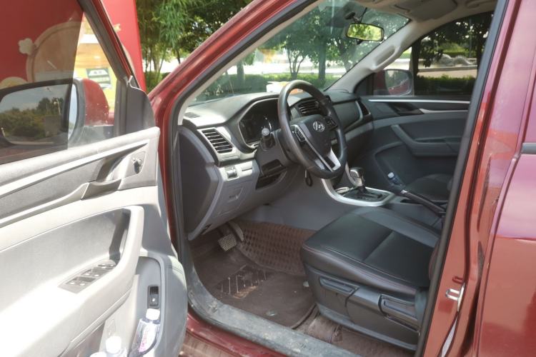 Used SAIC MAXUS T60 2017 2.0T Gasoline Automatic Two-Wheel Drive High-Ride Comfort-Plus Long-Box Version Driver Seat