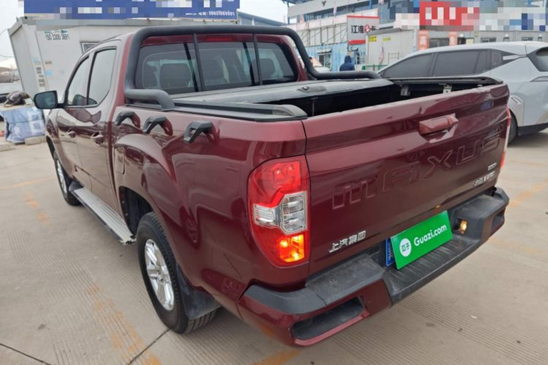 Used SAIC MAXUS T60 2017 2.4L Gasoline Manual Two-Wheel Drive High-Ride Elite Standard Van Exterior 3