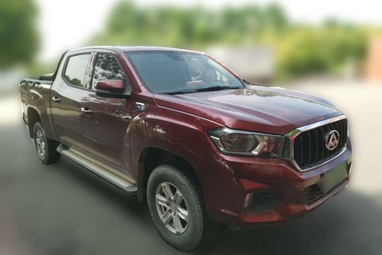 Used SAIC MAXUS T60 2017 2.0T Gasoline Automatic Two-Wheel Drive High-Ride Comfort-Plus Long-Box Version Front Right 45 Deg