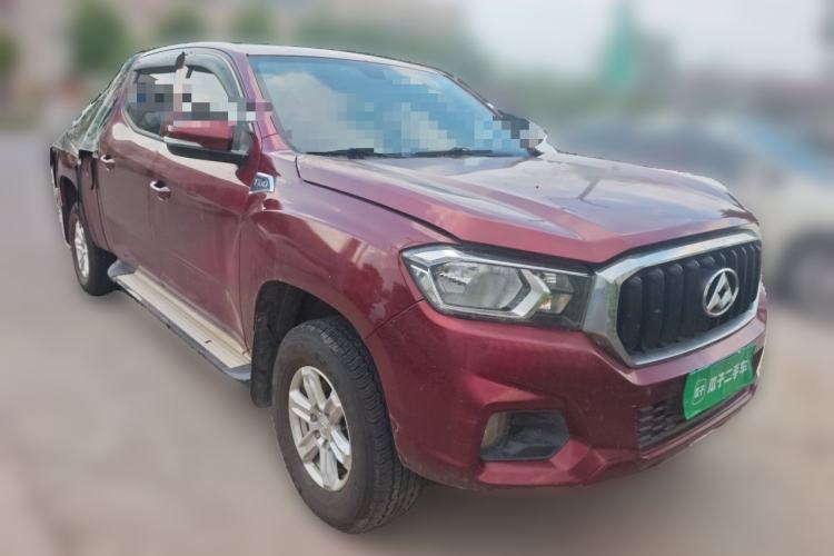 Used SAIC MAXUS T60 2017 2.4L Gasoline Manual Transmission 4x4 High Ground Clearance Comfortable Version with Extended Cabin Front Right 45 Deg