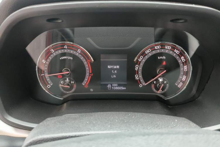 Used SAIC MAXUS T60 2017 2.4L Gasoline Manual Transmission Two-Wheel Drive High Ground Clearance Comfort Edition Standard Cabin Instrument Cluster