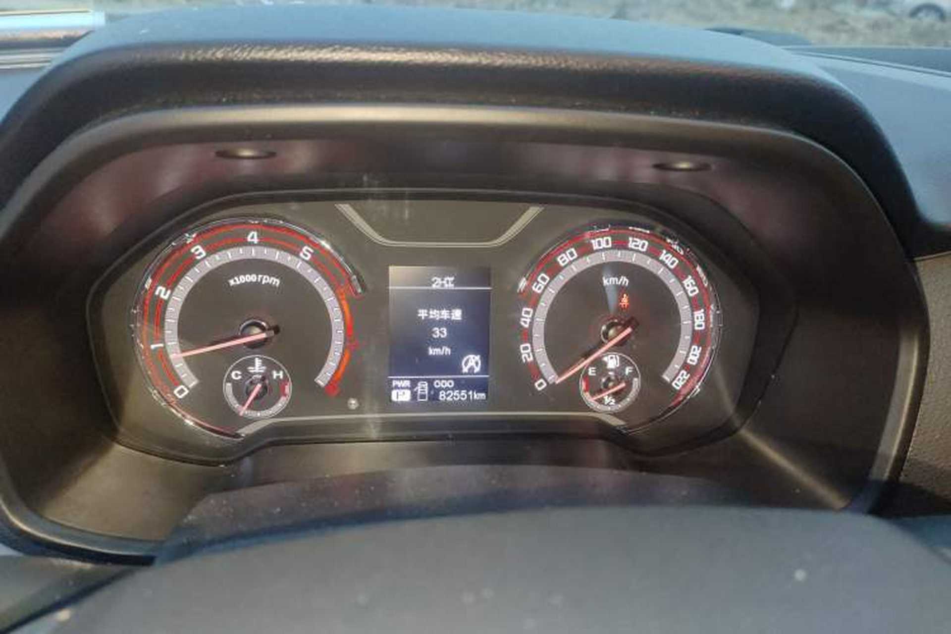 Used SAIC MAXUS T60 2017 2.0T Gasoline Automatic 4x4 High-Ride Elite Standard Cabin Instrument Cluster