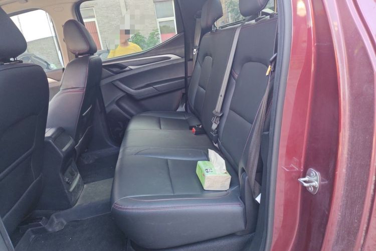 Used SAIC MAXUS T60 2017 2.8T Diesel Automatic 2WD High-Ride Elite Long-Body China V Standard Left Rear Seat