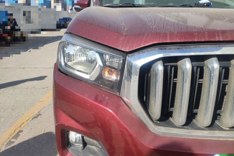 Used SAIC MAXUS T60 2017 2.8T Diesel Manual Two-Wheel Drive High-Ride Elite Long-Body Emission Standard V Right Front Headlight