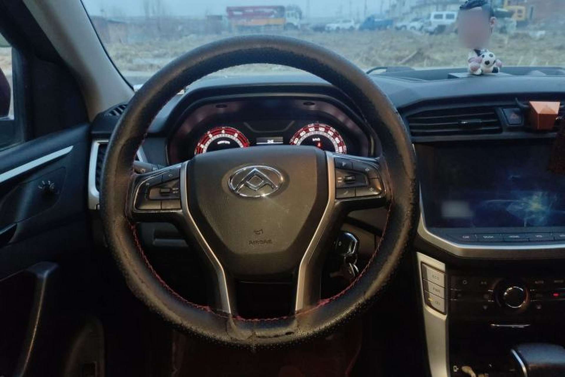 Used SAIC MAXUS T60 2017 2.0T Gasoline Automatic 4x4 High-Ride Elite Standard Cabin Steering Wheel