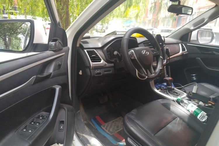 Used SAIC MAXUS T60 2017 2.0T Gasoline Automatic 4x4 High-Ride Elite Standard Cabin Driver Seat