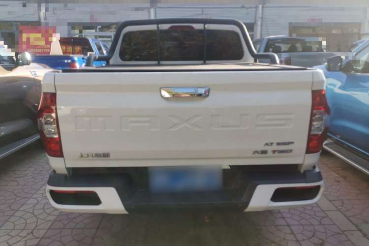 Used SAIC MAXUS T60 2017 2.0T Gasoline Automatic 4x4 High-Profile Luxury Standard Cab Exterior 4