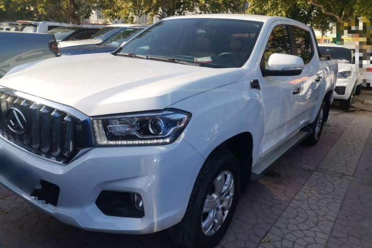 Used SAIC MAXUS T60 2017 2.0T Gasoline Automatic 4x4 High-Profile Luxury Standard Cab Exterior 5